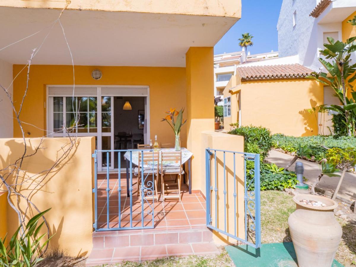 Cubo's Apartamento Arenas de Marbella B Exterior foto